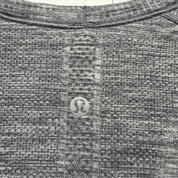 Lululemon Heather Gray Swiftly Tech Longsleeve LA Rams Logo Size 10 - Picture 5 of 9